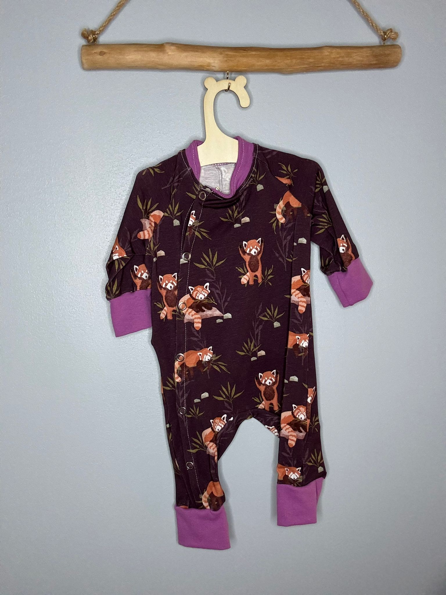 Pyjama OEKO-TEX® - Pandas roux dans la forêt de bambou