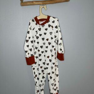 Pyjama OEKO-TEX® - Motif petits cœurs rouges