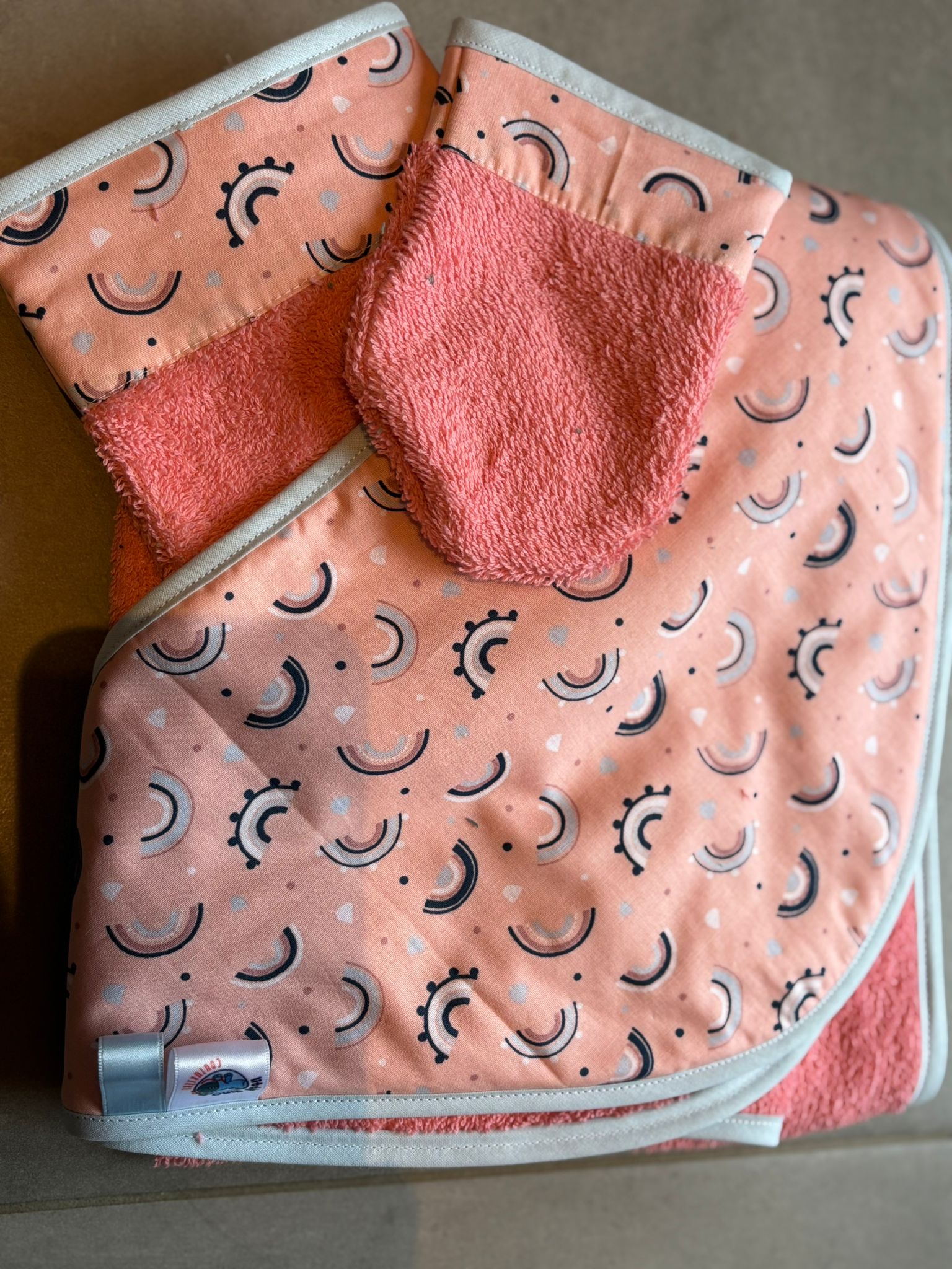 Sortie de bain OEKO-TEX® - Arc-en-Ciel Pêche