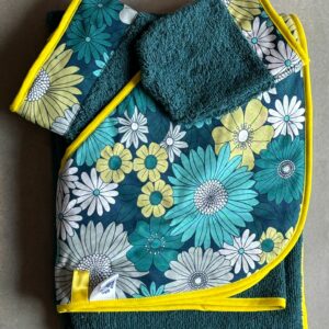 Sortie de bain OEKO-TEX® - Grandes fleurs turquoise et jaunes
