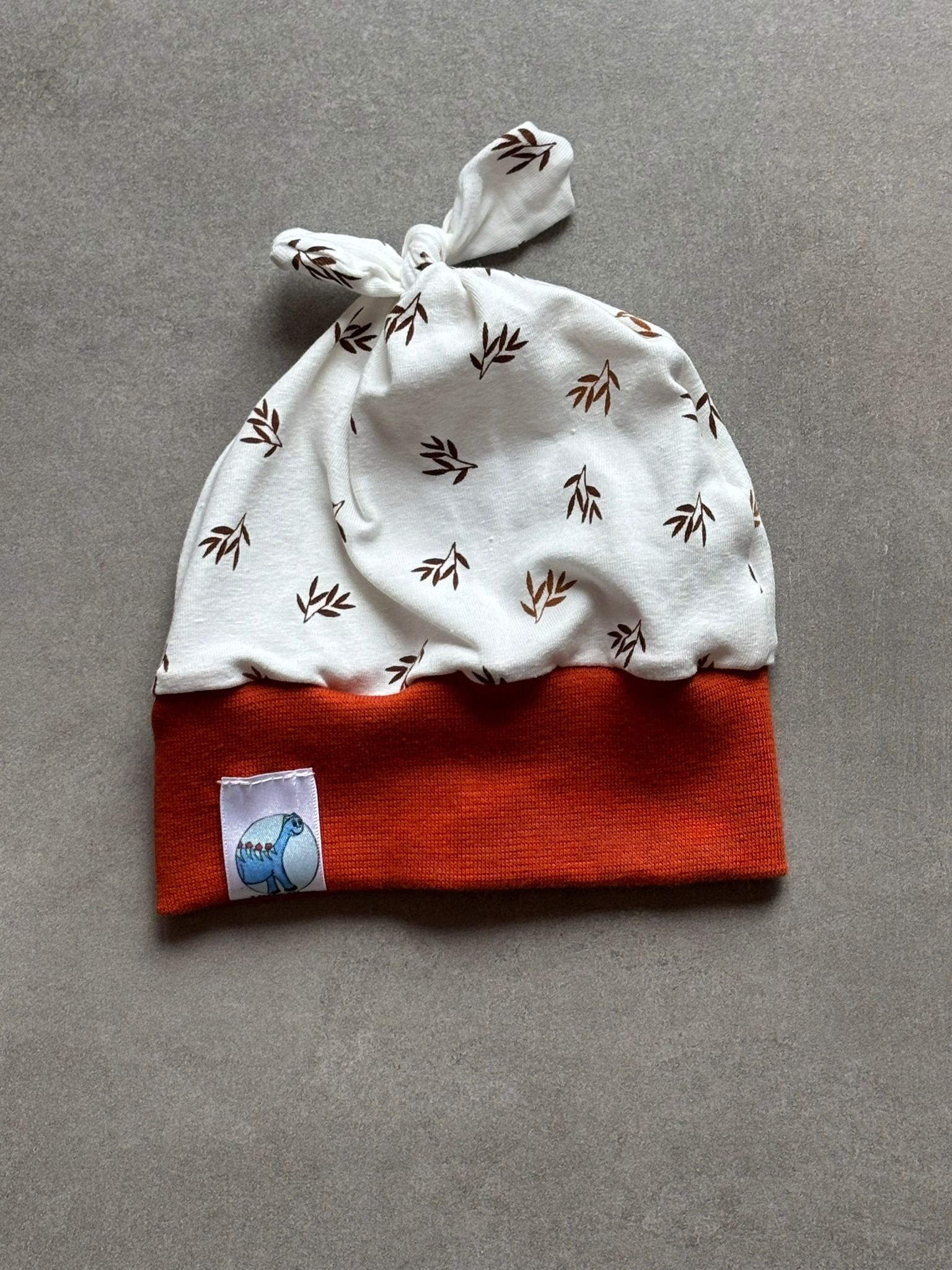 Bonnet OEKO-TEX® - Feuilles & Terre de Sienne