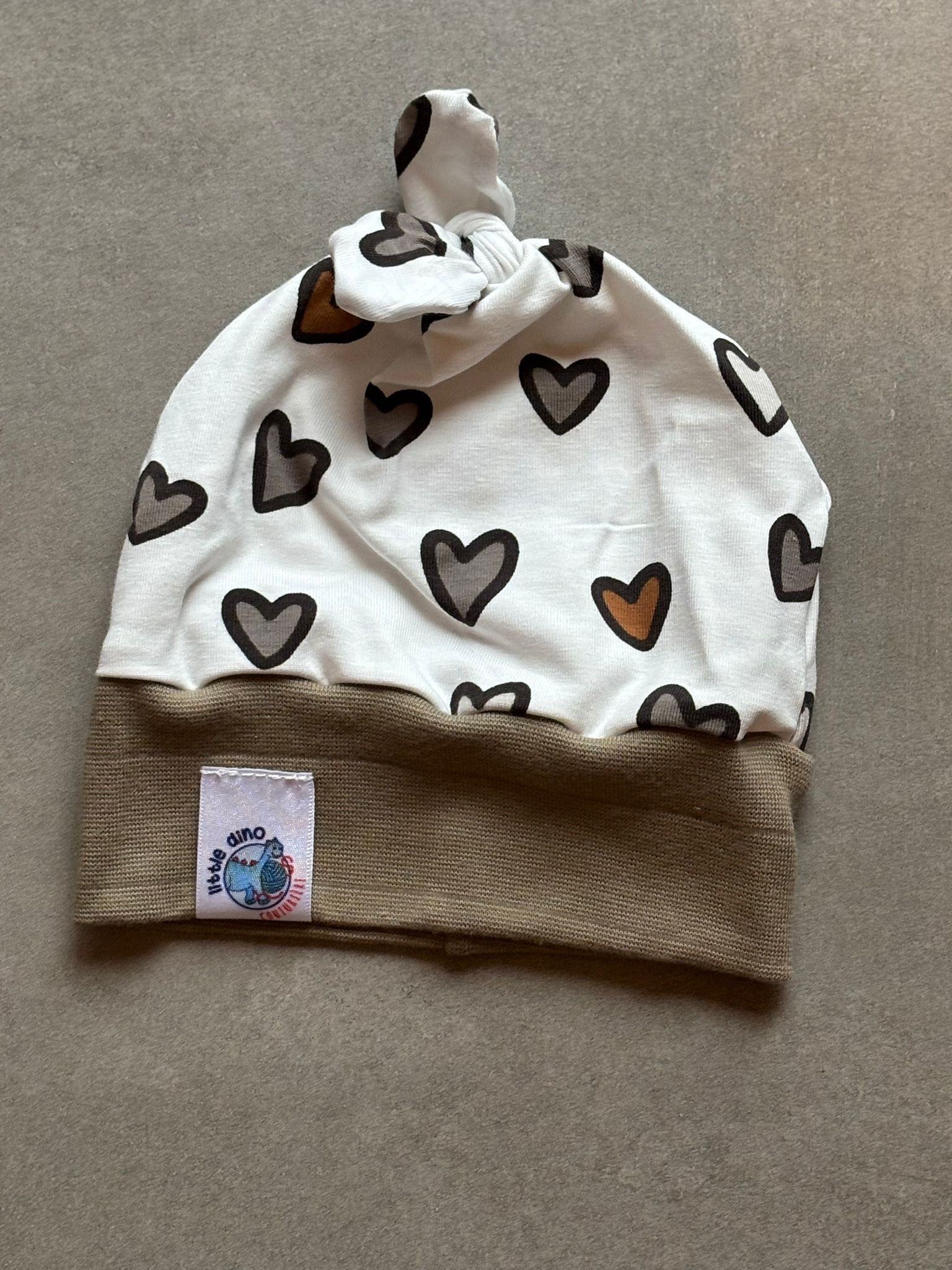 Bonnet OEKO-TEX® - Cœurs Chocolat