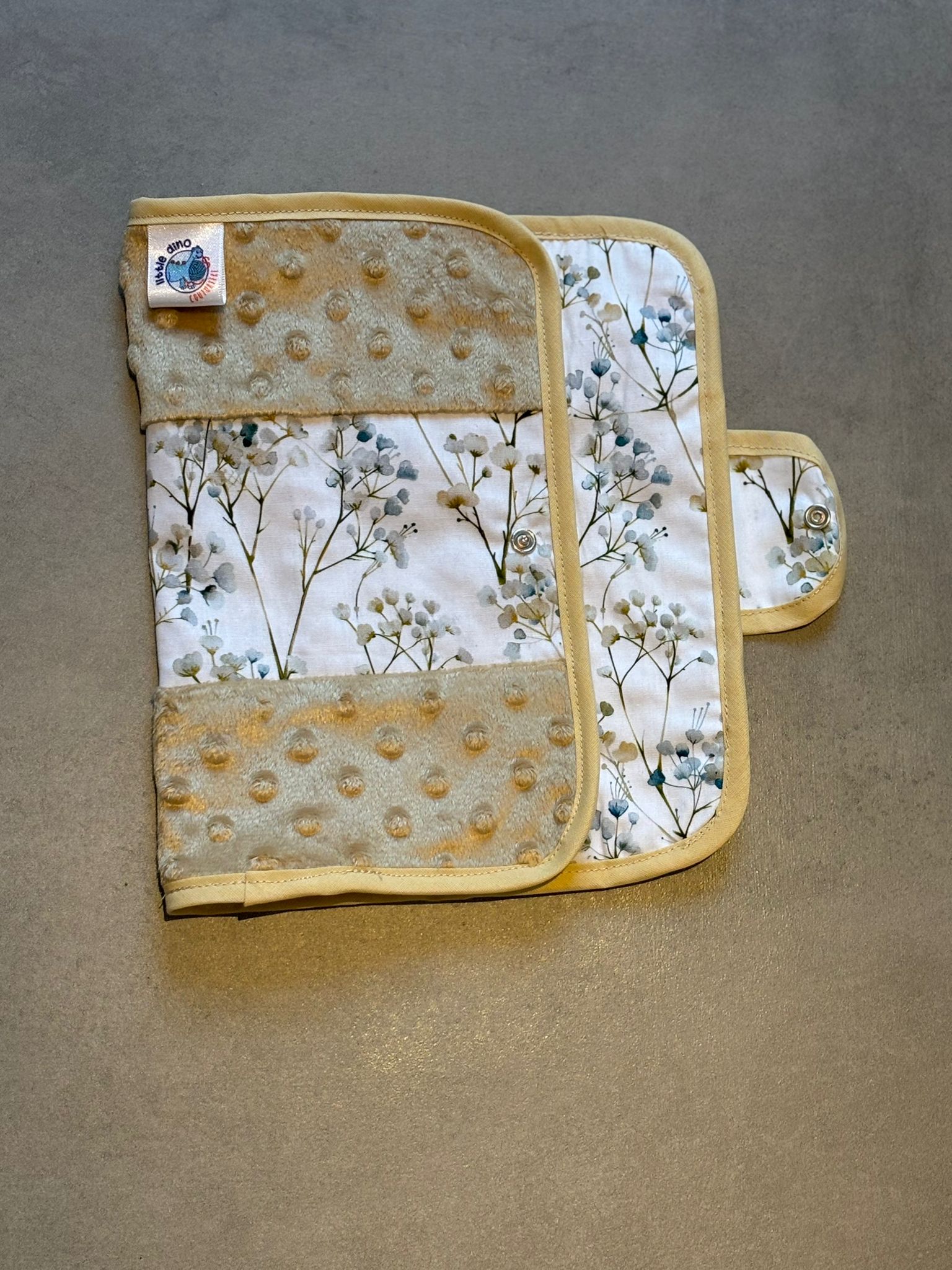 Protège carnet OEKO-TEX® - Branches fleuries & minky sable