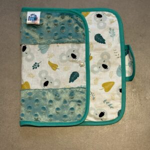 Protège carnet OEKO-TEX® - Koalas & Minky vert d’eau