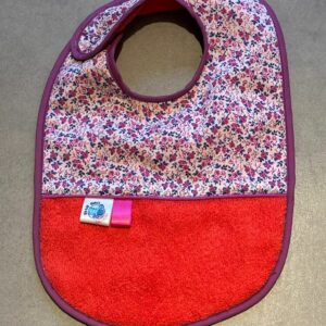 Bavoir OEKO-TEX® – Mini Fleurs Prune & Rouge
