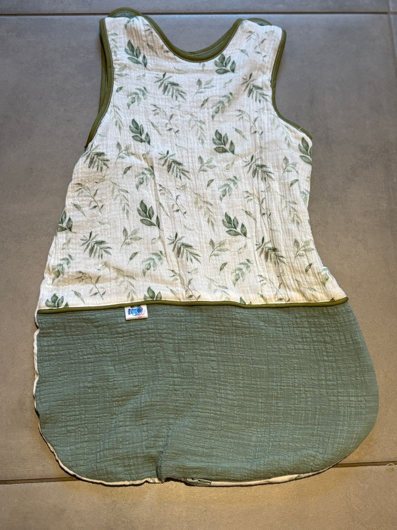 Gigoteuse été OEKO-TEX® - Feuillage Sage Verte