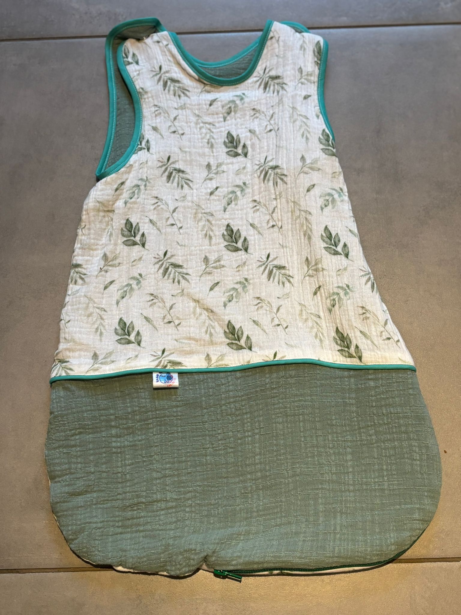 Gigoteuse été OEKO-TEX® - Feuillage Sage Bleu